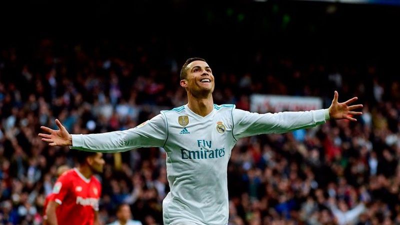 Cristiano Ronaldo – "CR7" và "The GOAT"